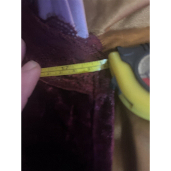 Large NWT Women’s Red Velvet Lacy Camisole Tank Top By Paparazzi - Picture 8 of 9